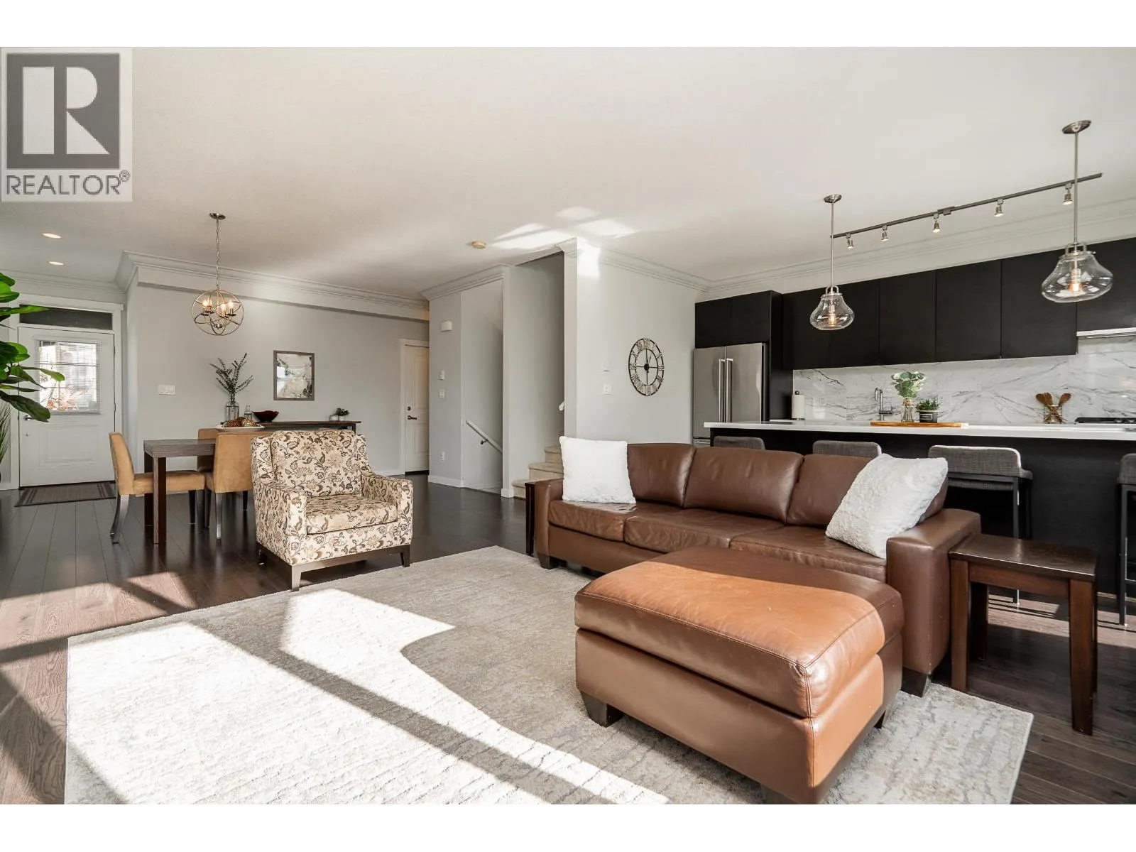 86 1430 DAYTON STREET