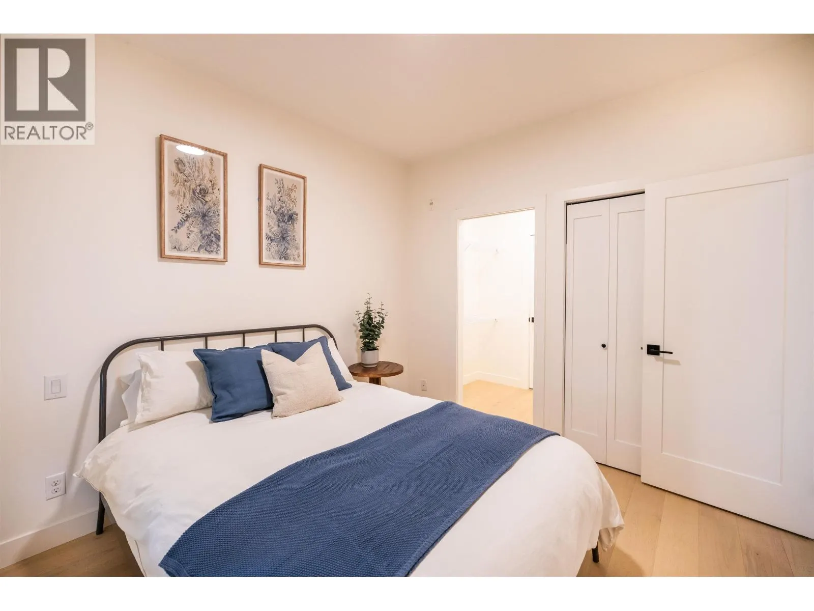 110 12040 222 STREET