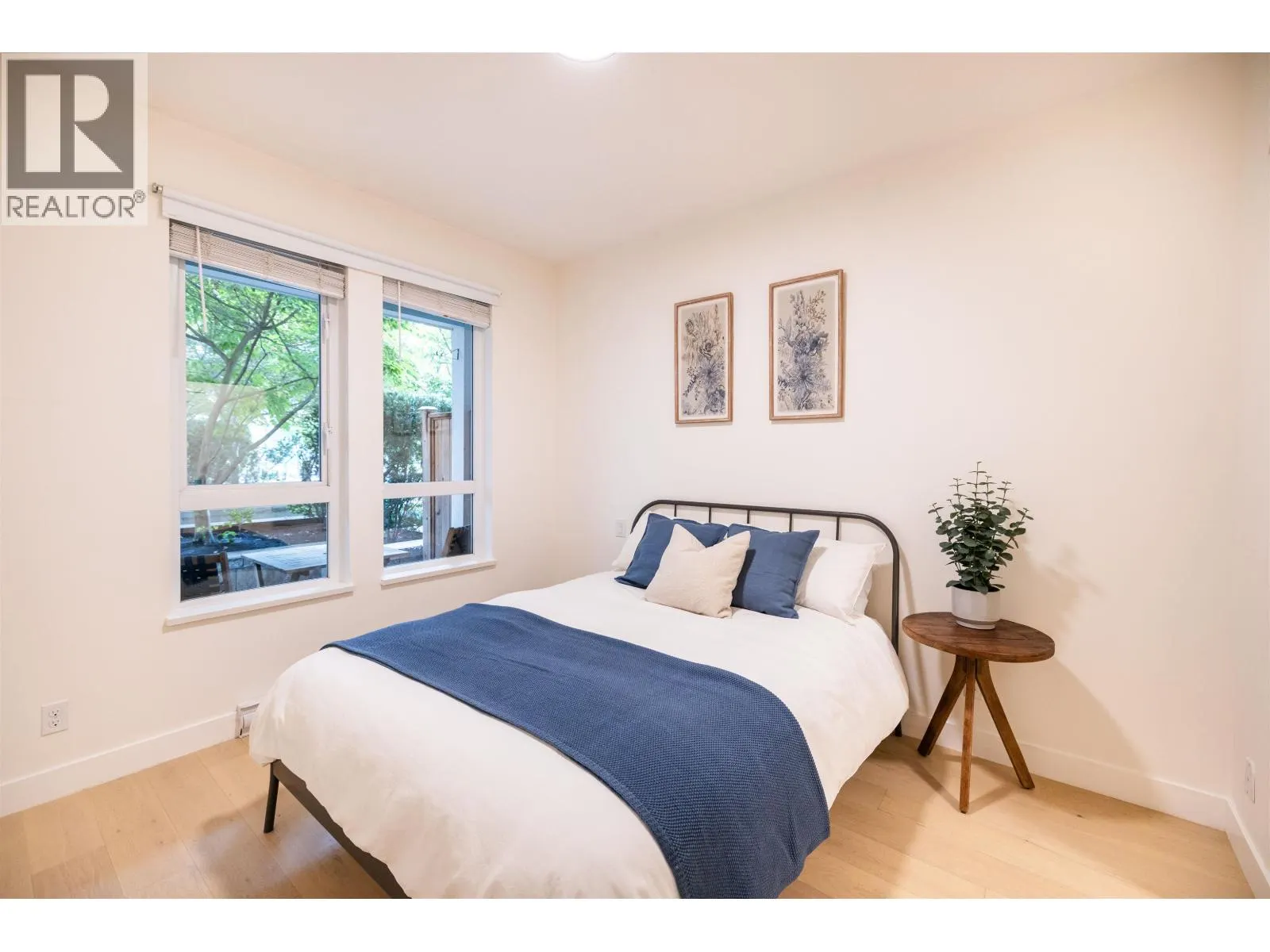 110 12040 222 STREET