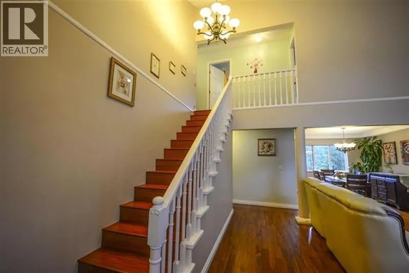 1590 PLATEAU CRESCENT