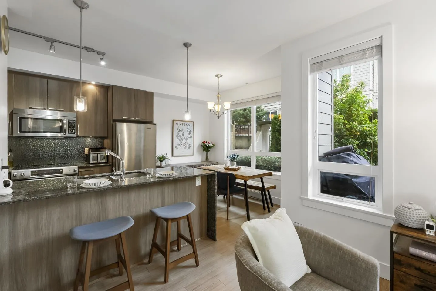 A117 20211 66 AVENUE