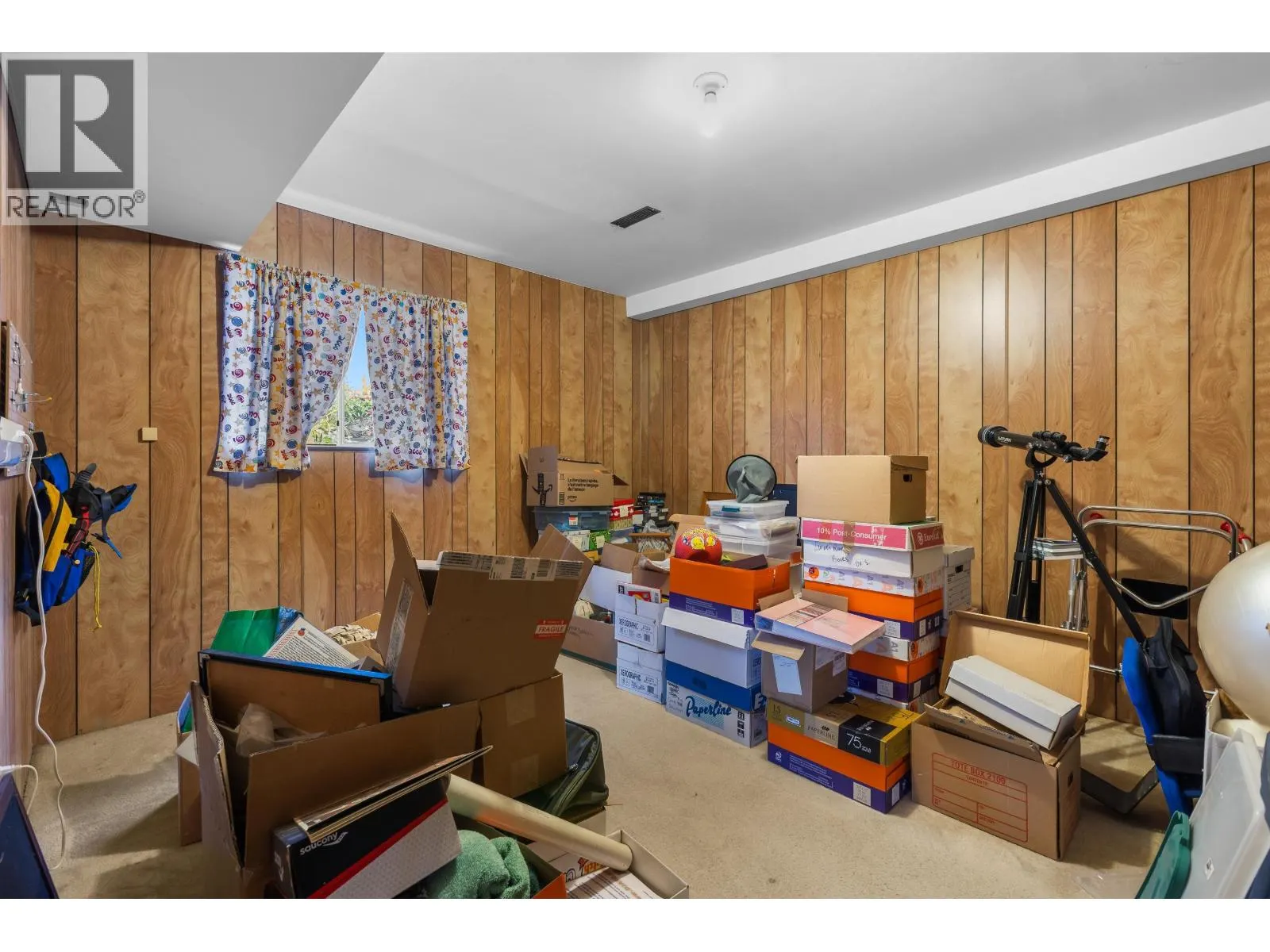 1507 ELINOR CRESCENT