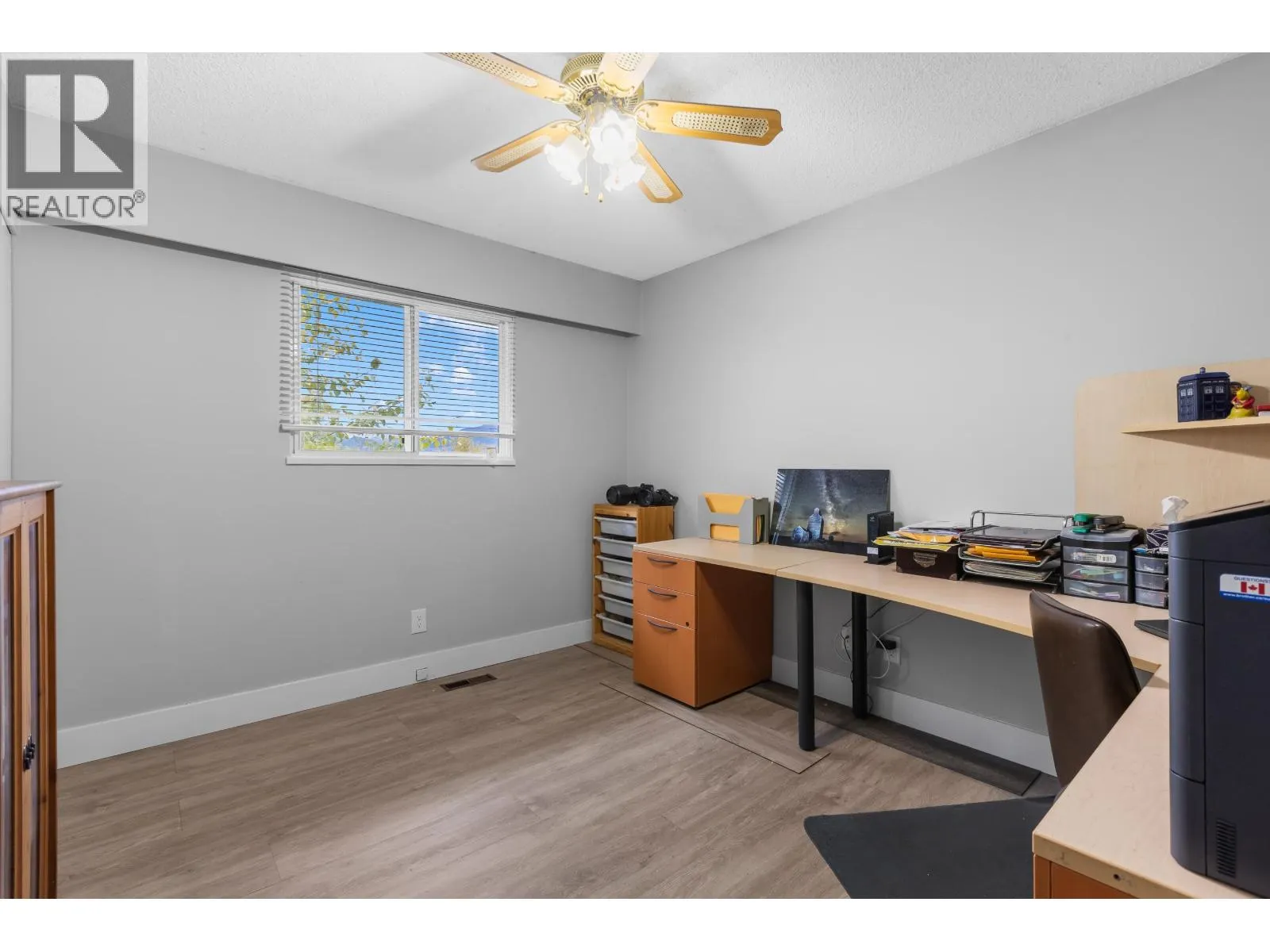 1507 ELINOR CRESCENT