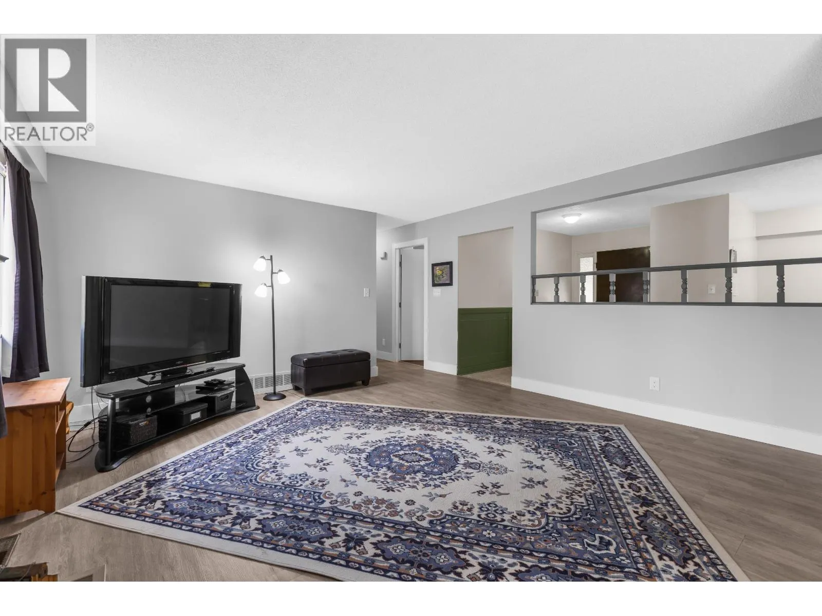 1507 ELINOR CRESCENT