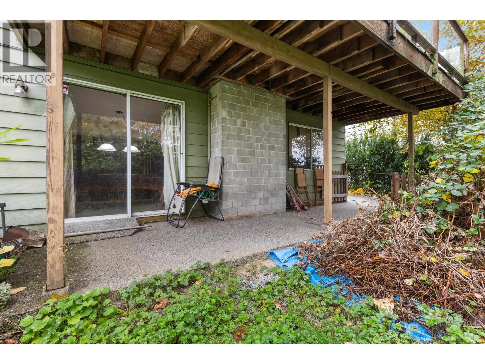 1507 ELINOR CRESCENT