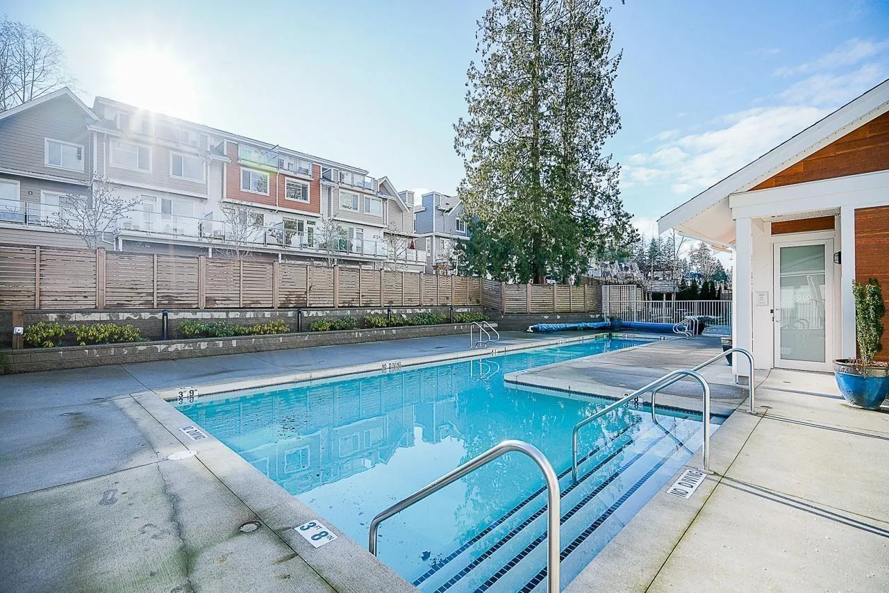 9 15775 MOUNTAIN VIEW DRIVE