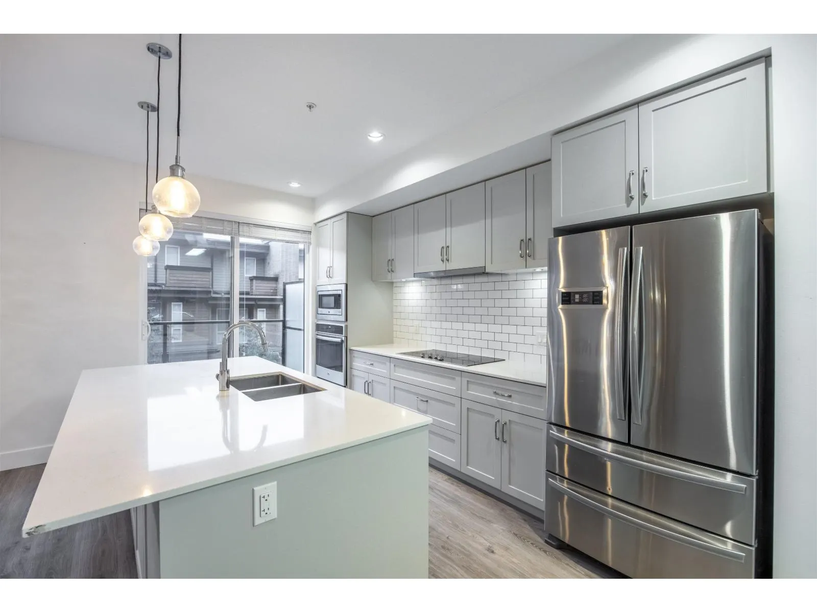 9 15775 MOUNTAIN VIEW DRIVE