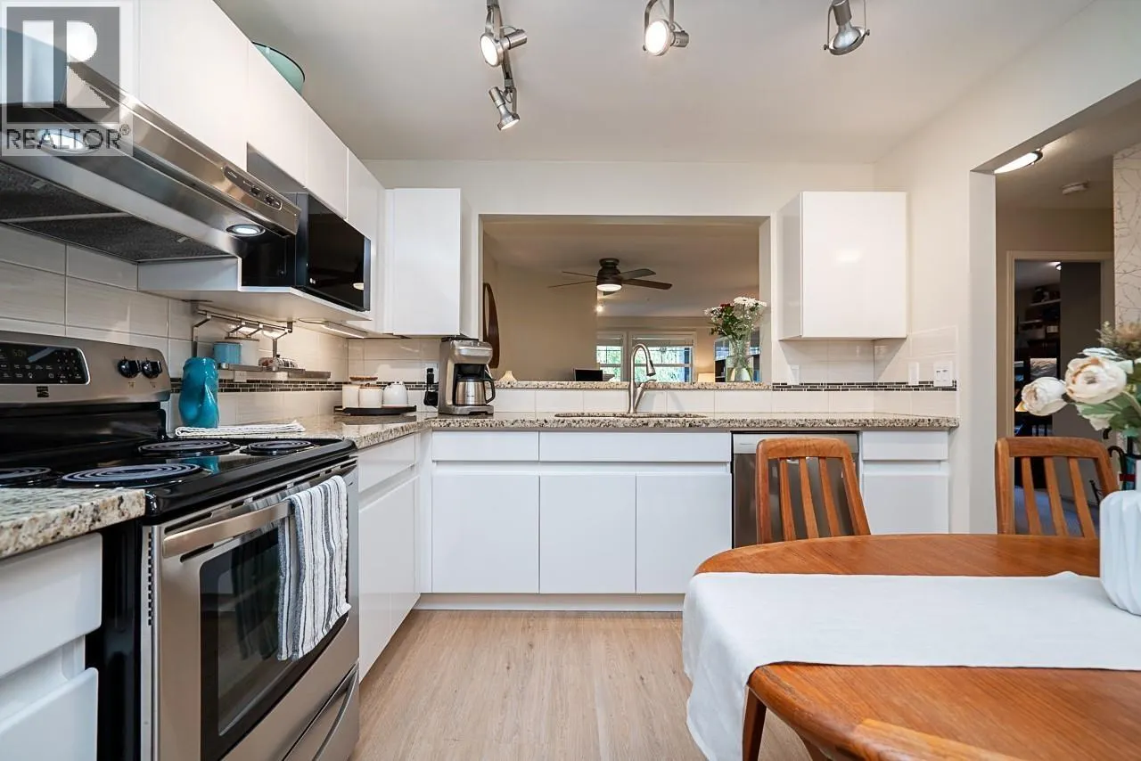 315 3075 PRIMROSE LANE