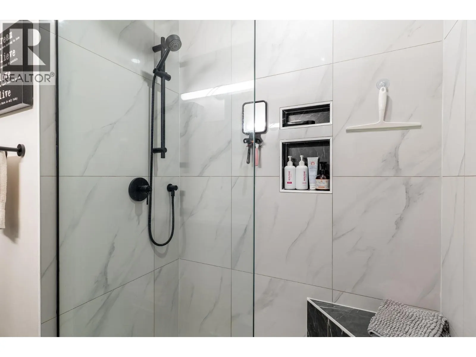 3557 HANDLEY CRESCENT