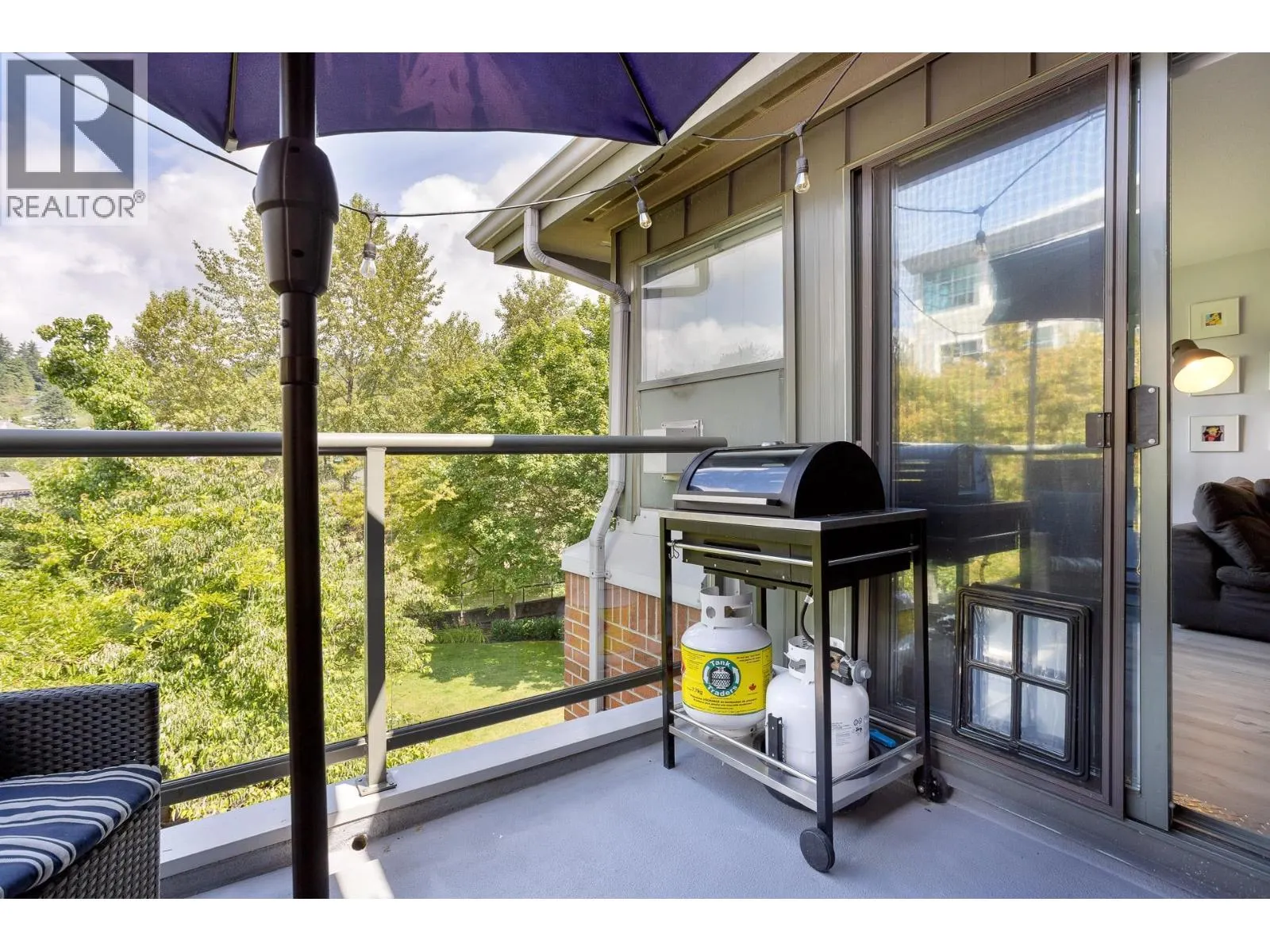 404 225 NEWPORT DRIVE