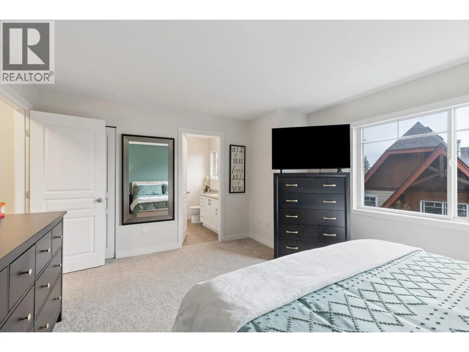 139 2000 PANORAMA DRIVE