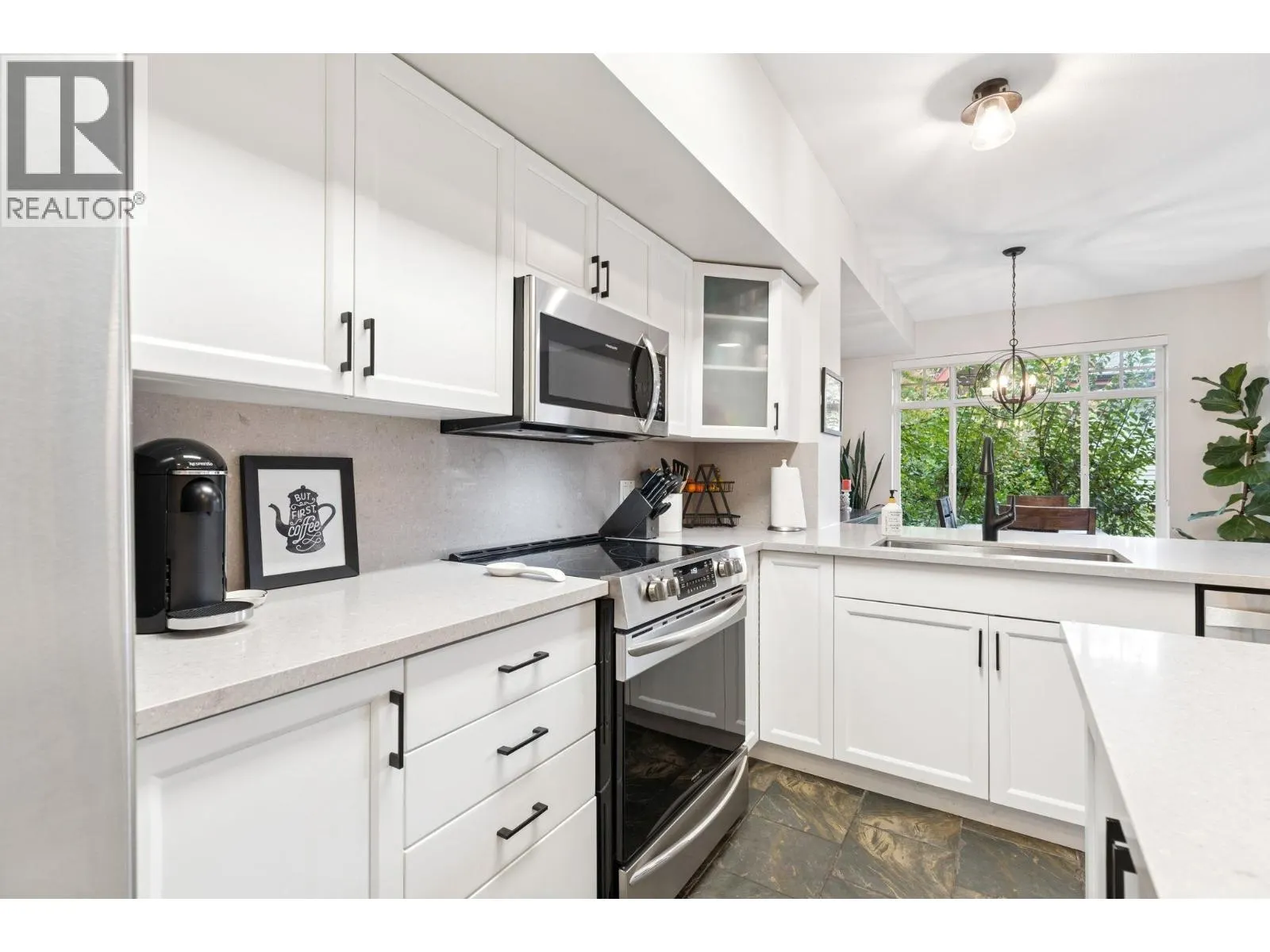 139 2000 PANORAMA DRIVE