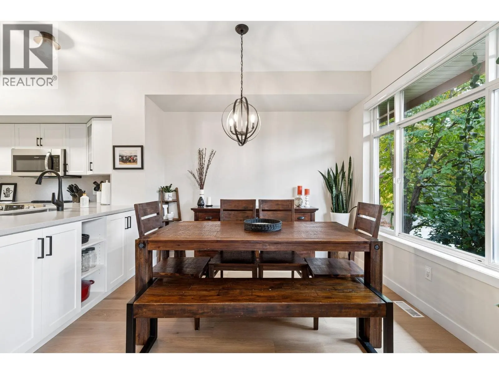 139 2000 PANORAMA DRIVE