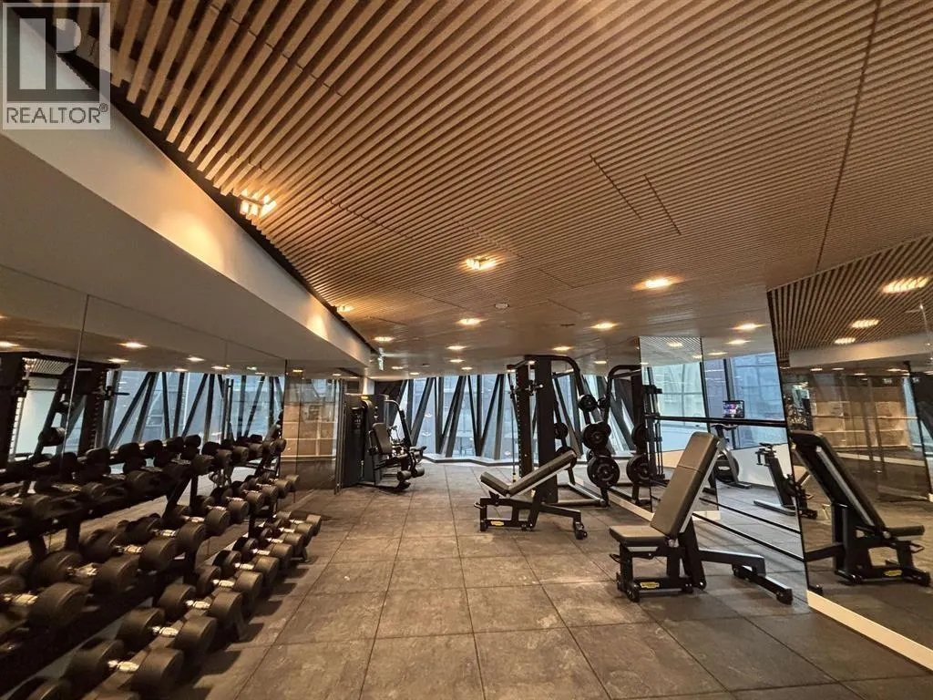 2702 1033 NELSON STREET