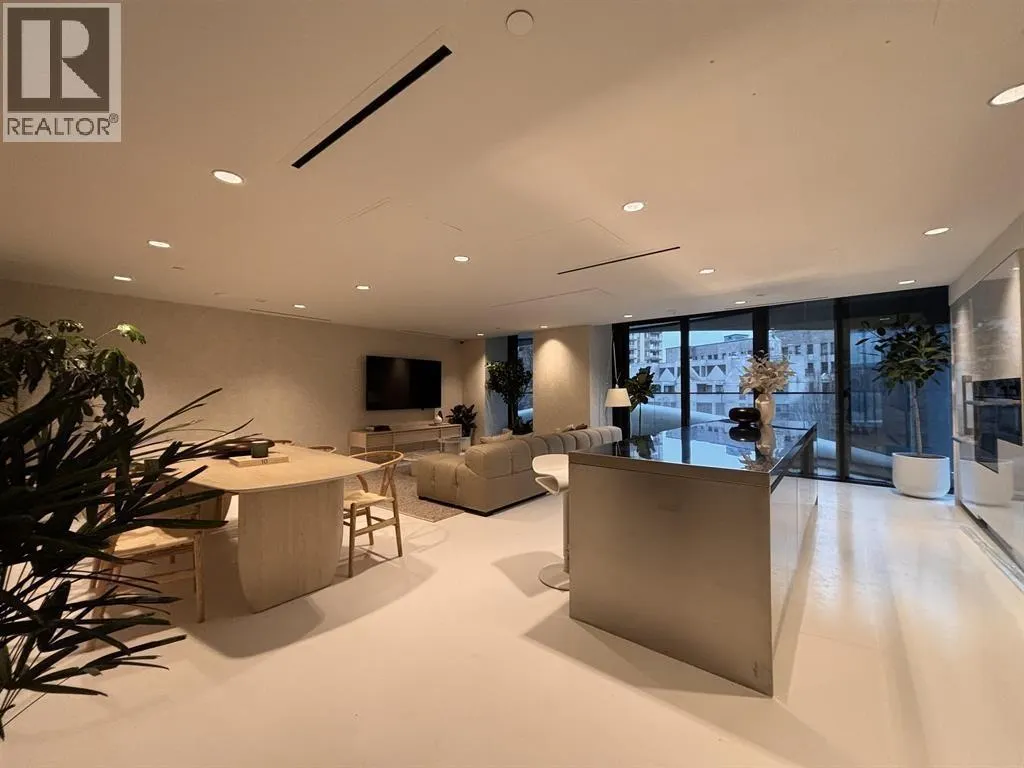 2702 1033 NELSON STREET