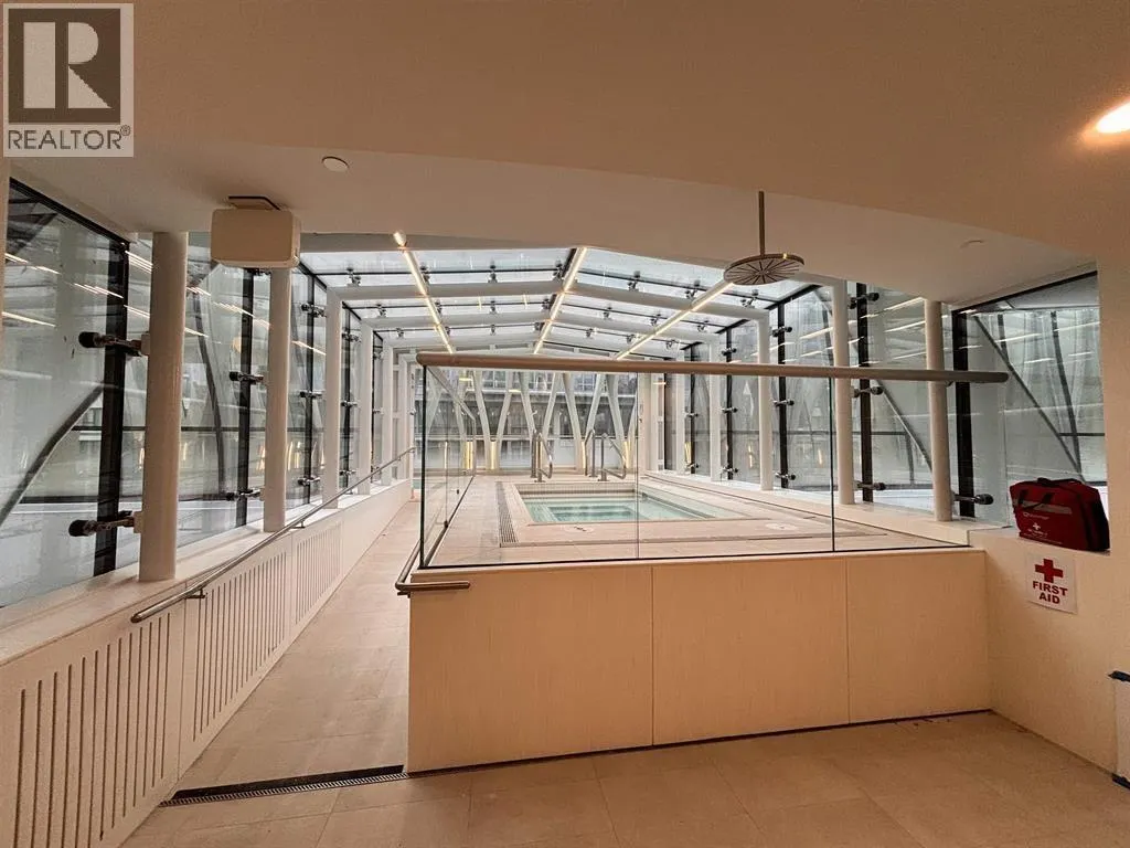 2702 1033 NELSON STREET