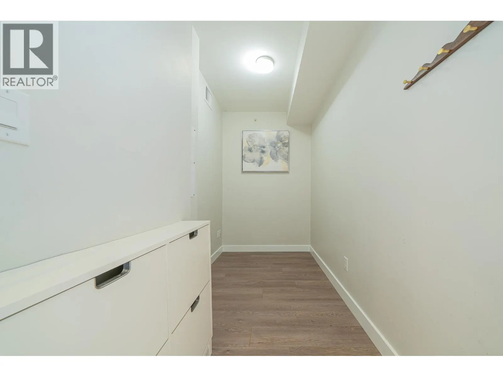 2601 1788 GILMORE AVENUE