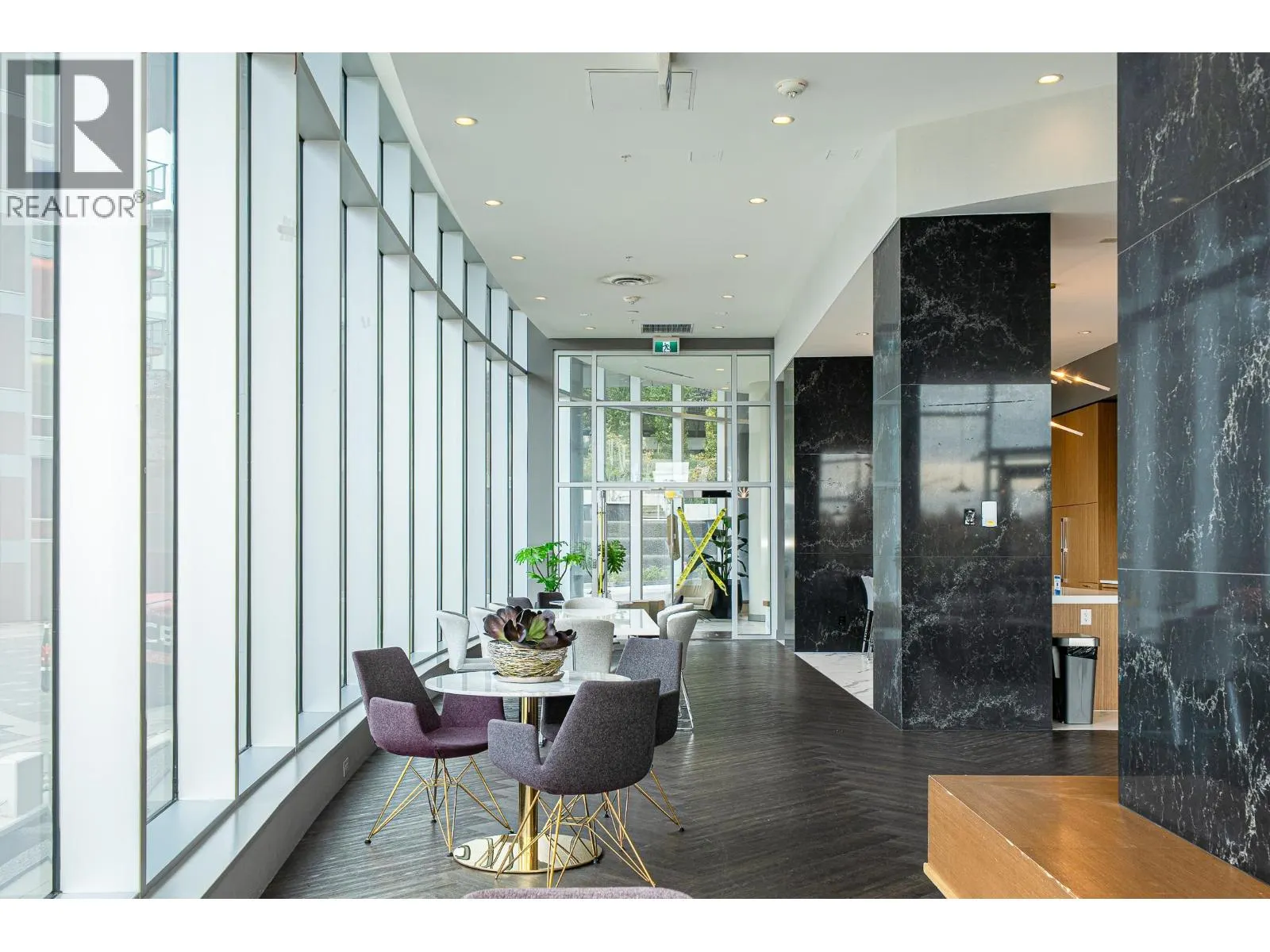 2601 1788 GILMORE AVENUE