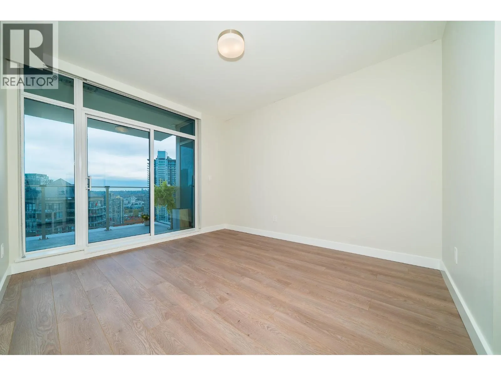 2601 1788 GILMORE AVENUE