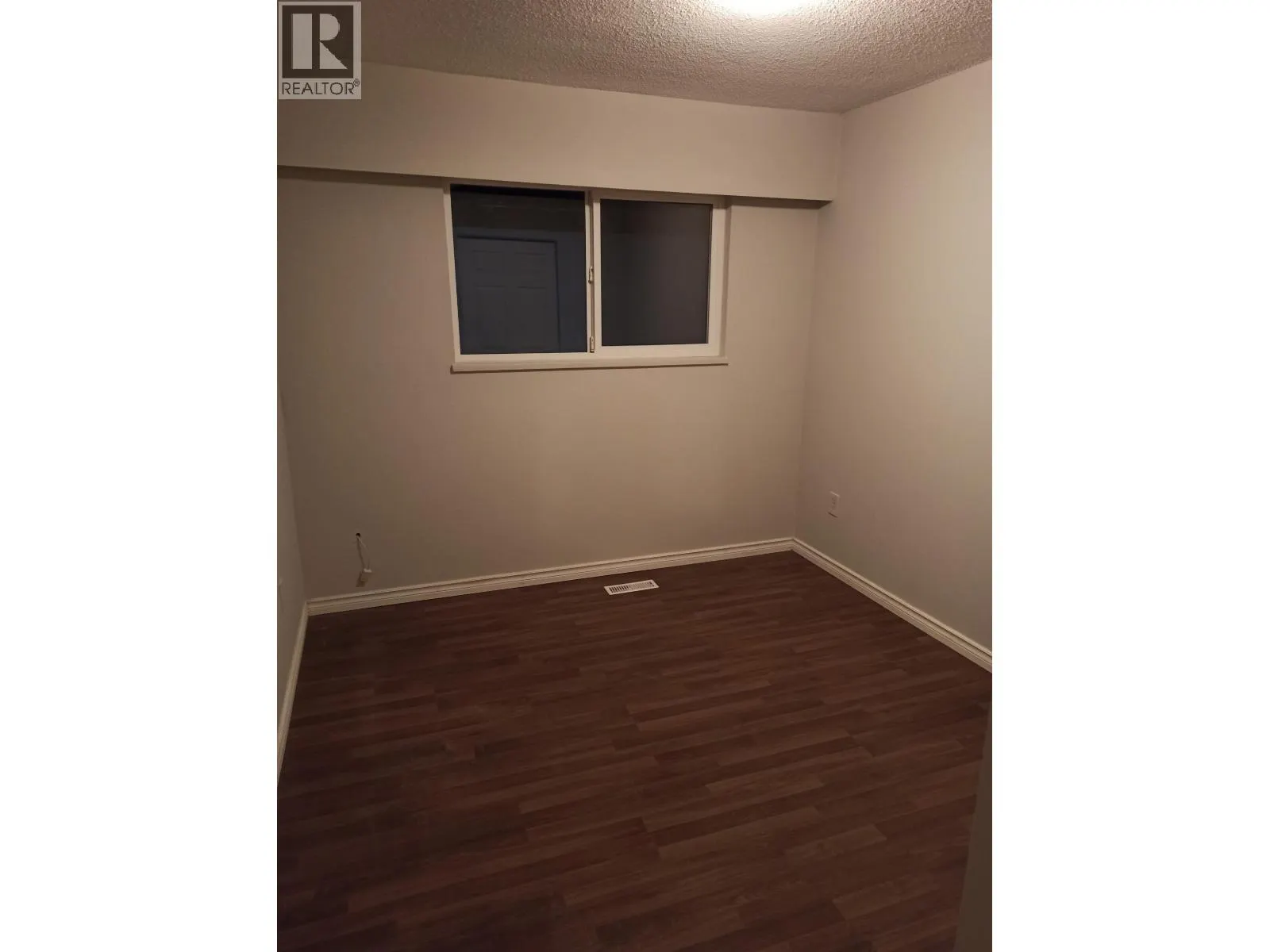 UPPER 2161 PRAIRIE STREET