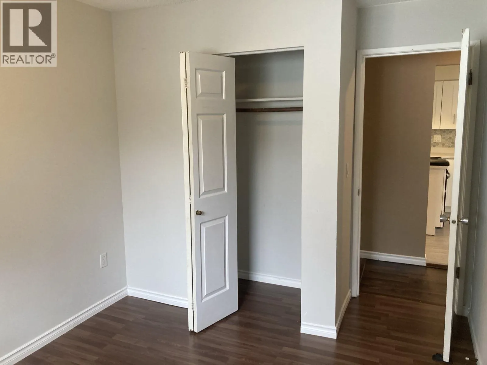 UPPER 2161 PRAIRIE STREET