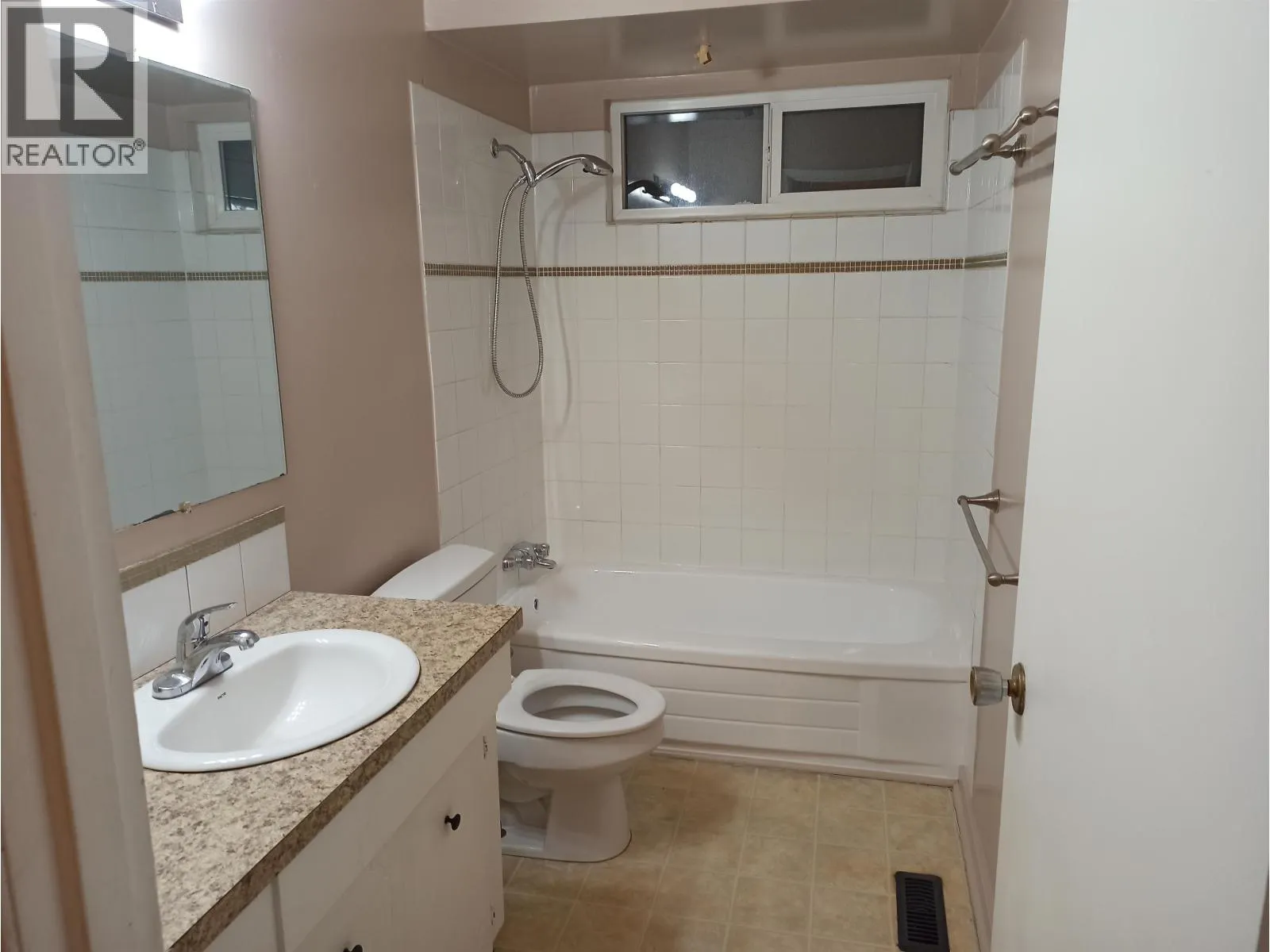 UPPER 2161 PRAIRIE STREET