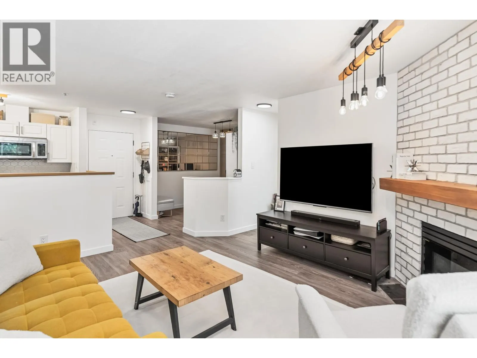 404 12206 224 STREET