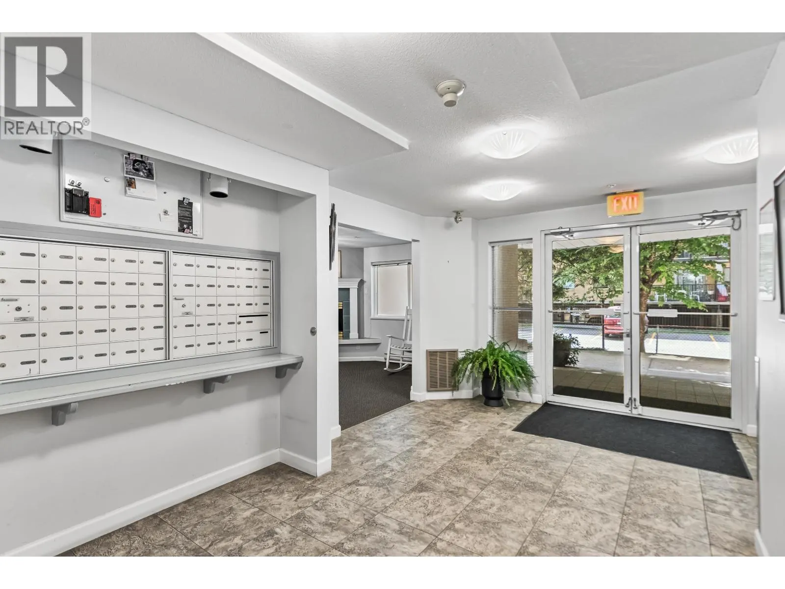 404 12206 224 STREET