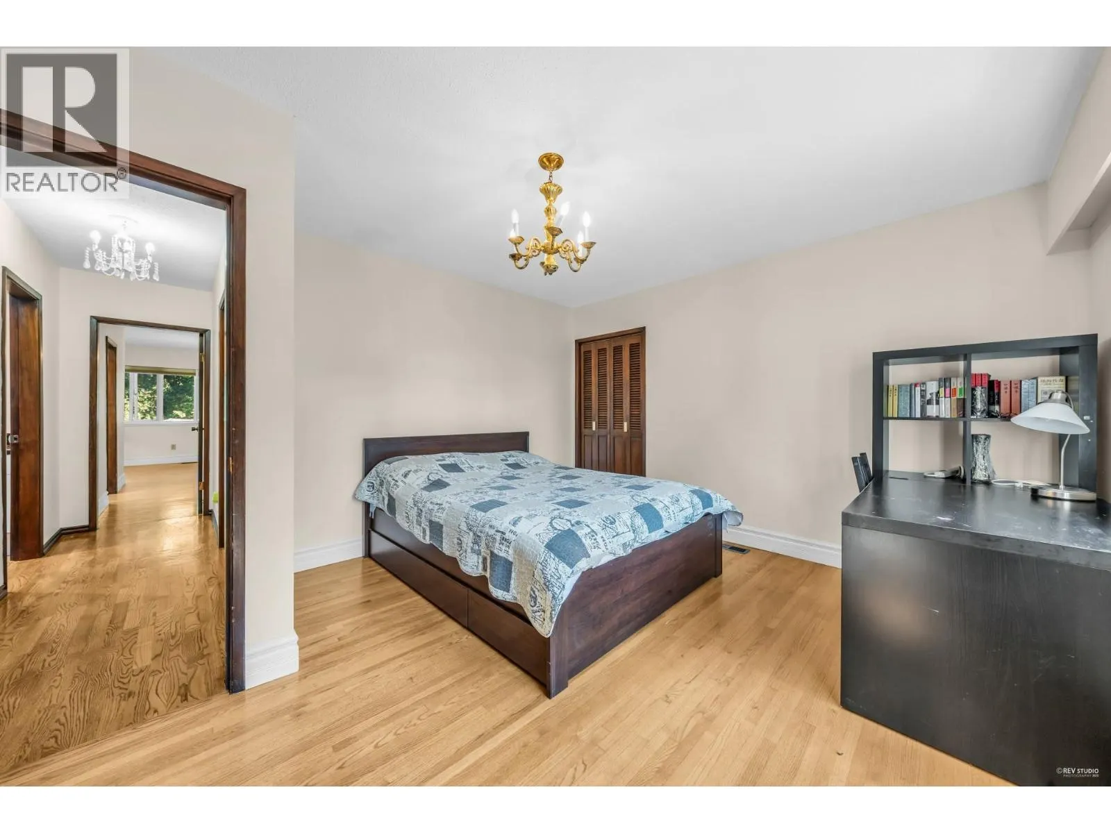 3845 BAYRIDGE AVENUE