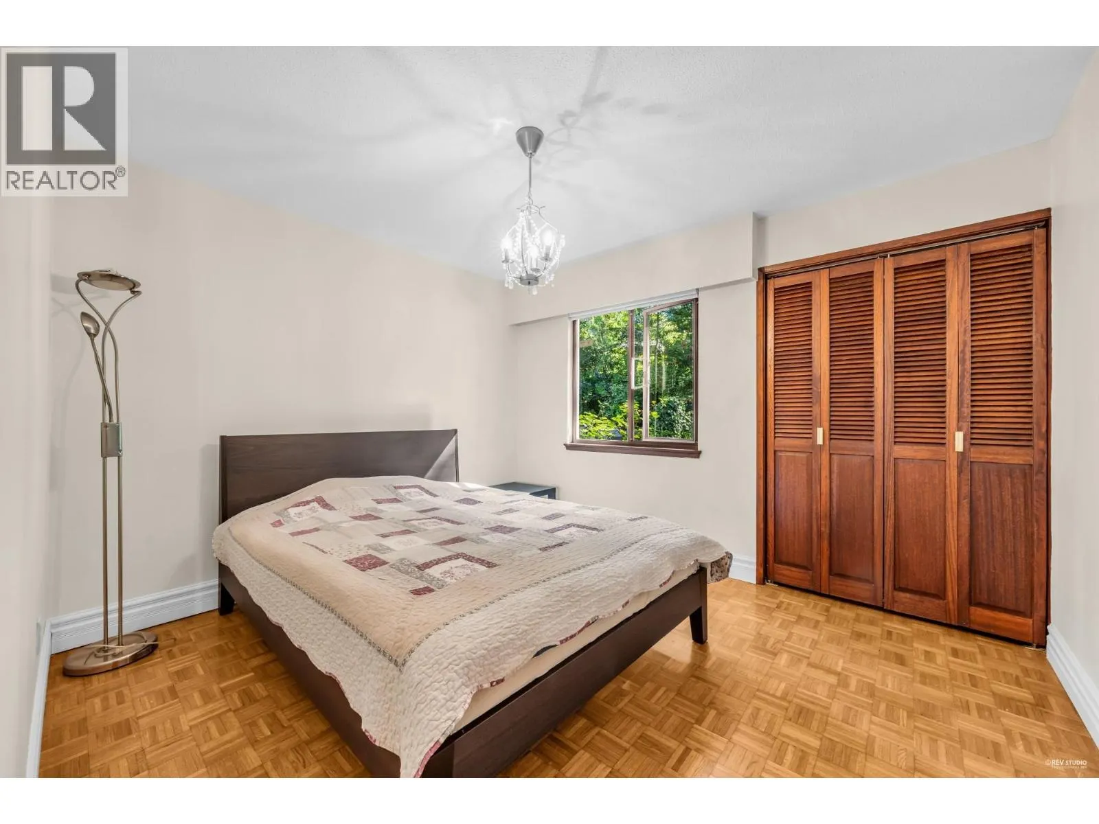 3845 BAYRIDGE AVENUE