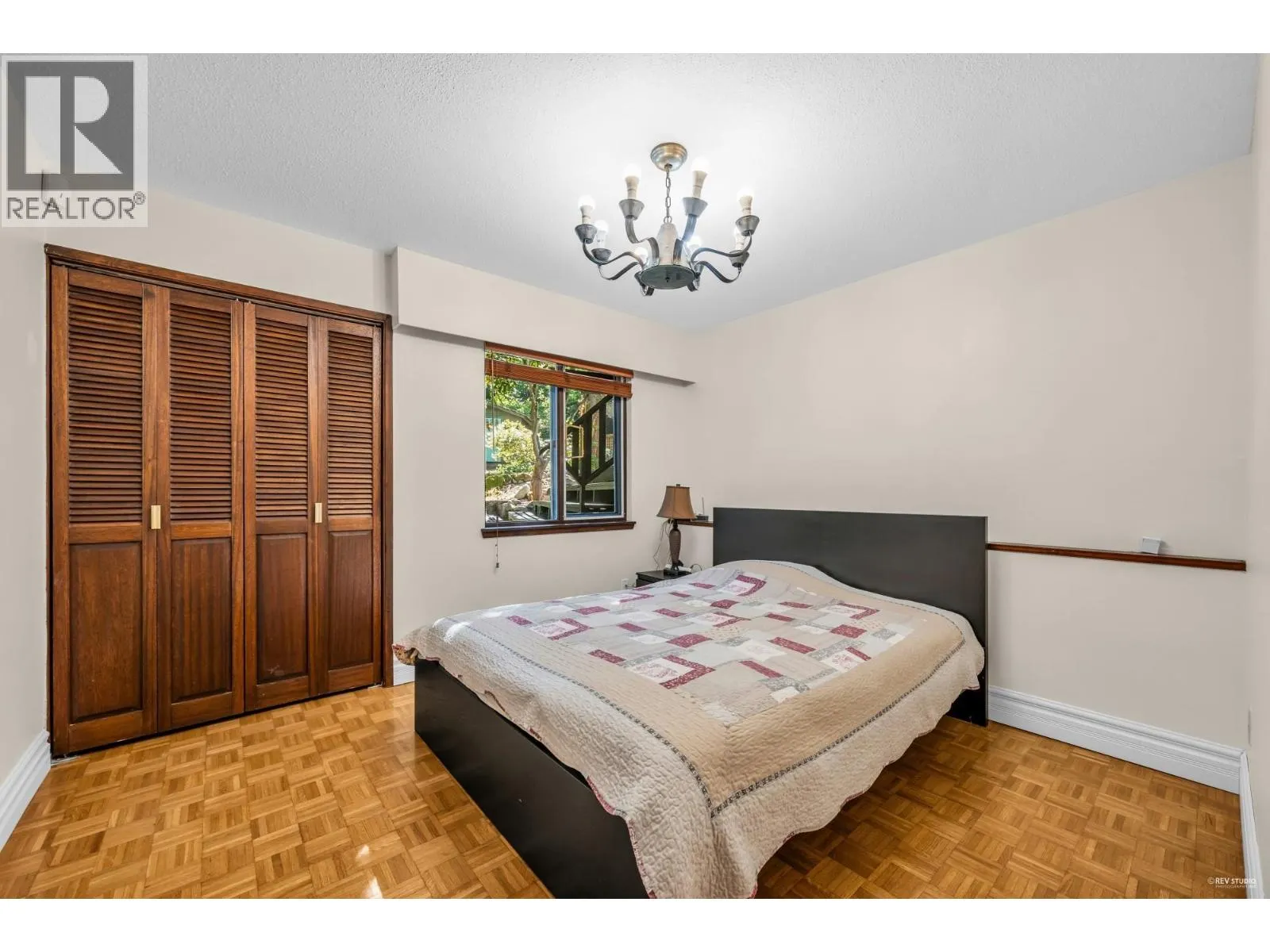 3845 BAYRIDGE AVENUE