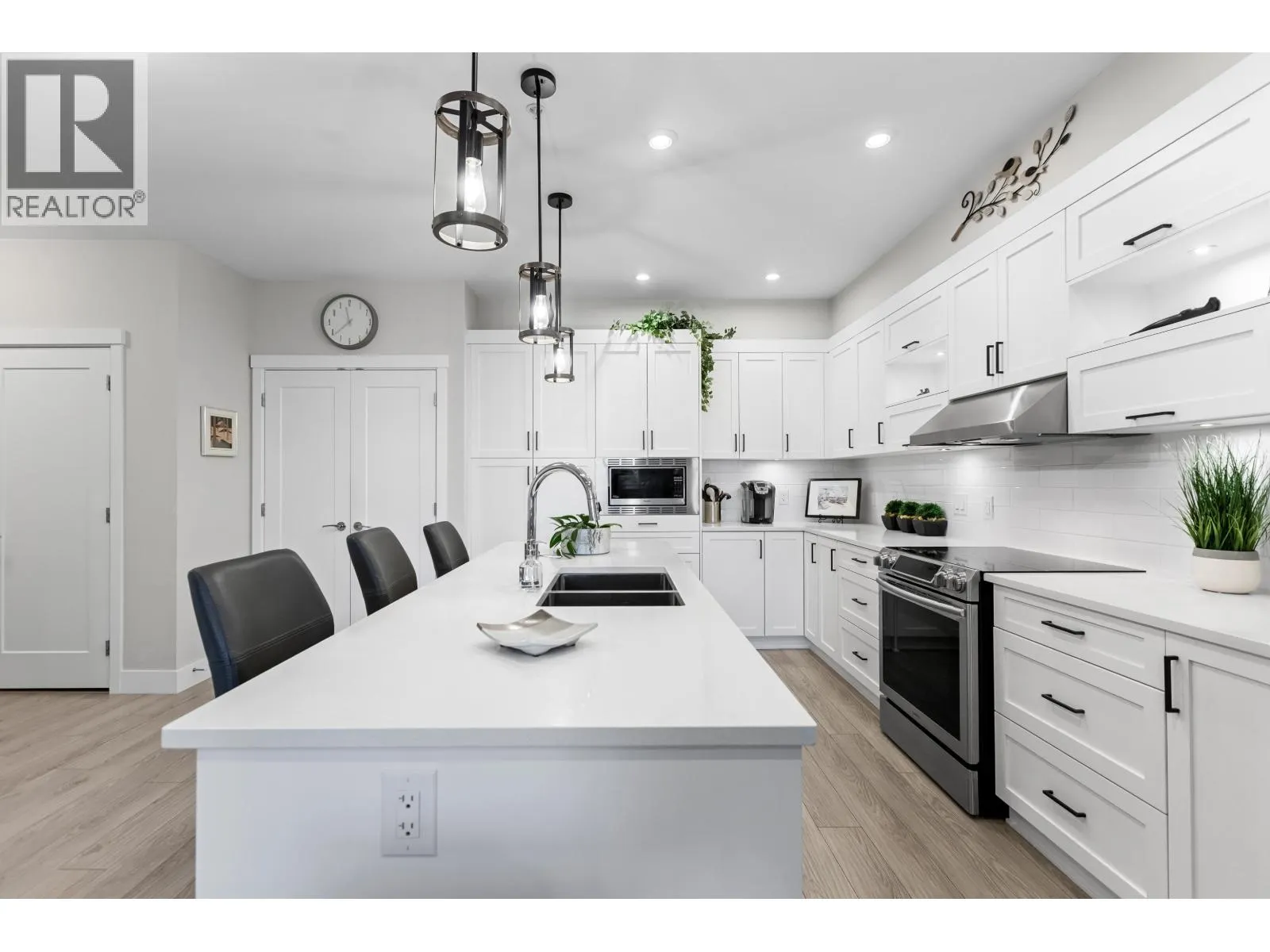 206 12367 224 STREET