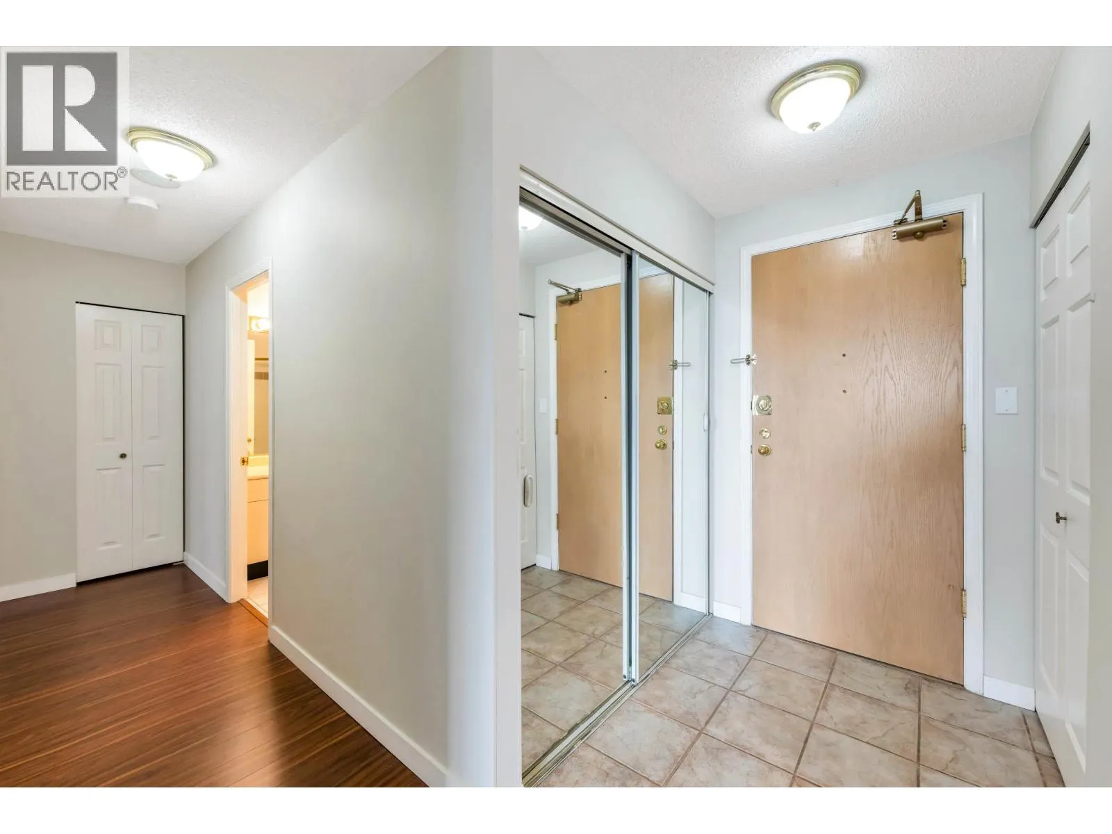 702 5885 OLIVE AVENUE