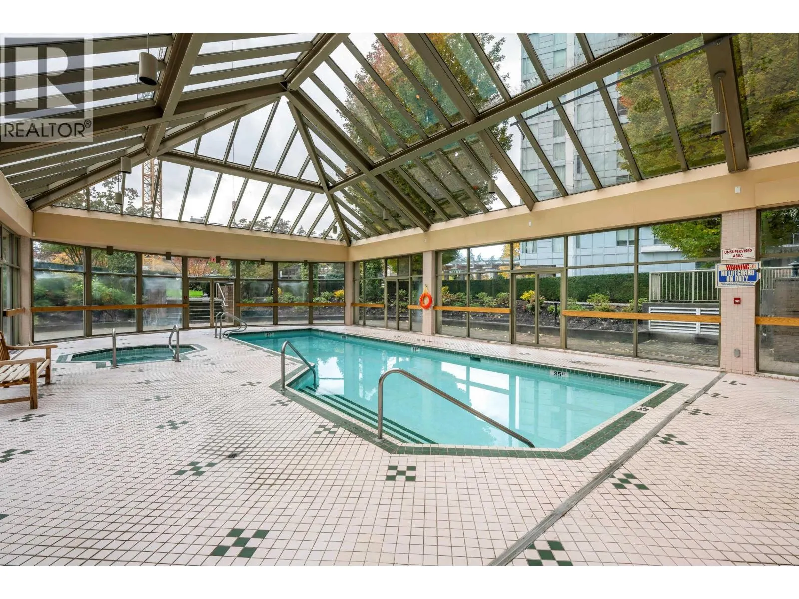 702 5885 OLIVE AVENUE