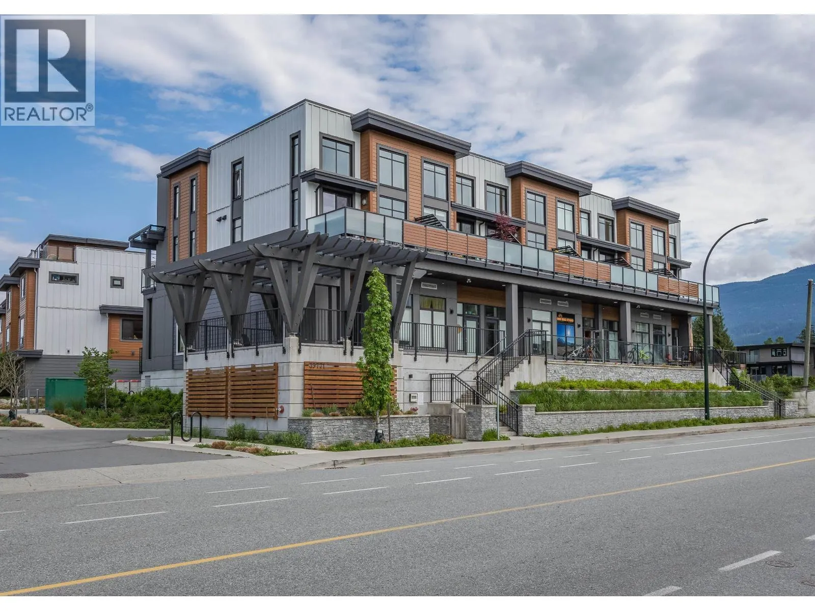 101-39771 GOVERNMENT ROAD