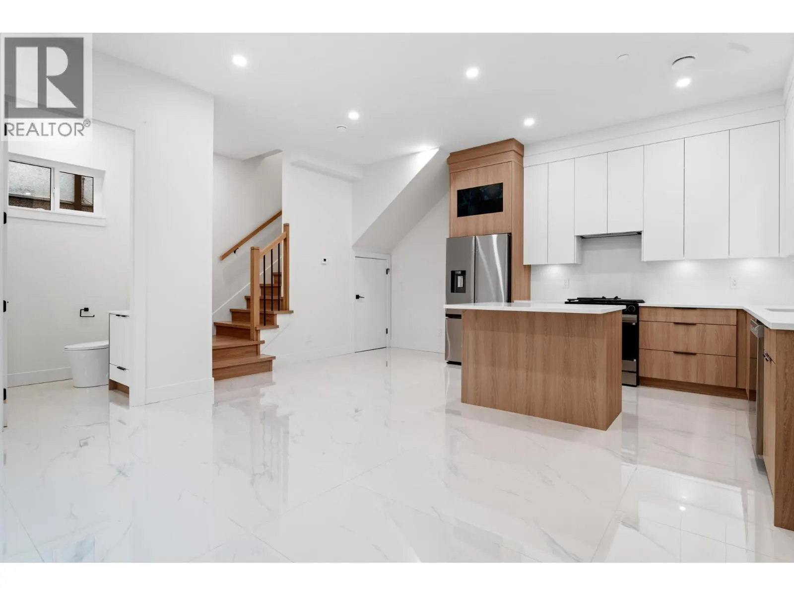 5875 CULLODEN STREET