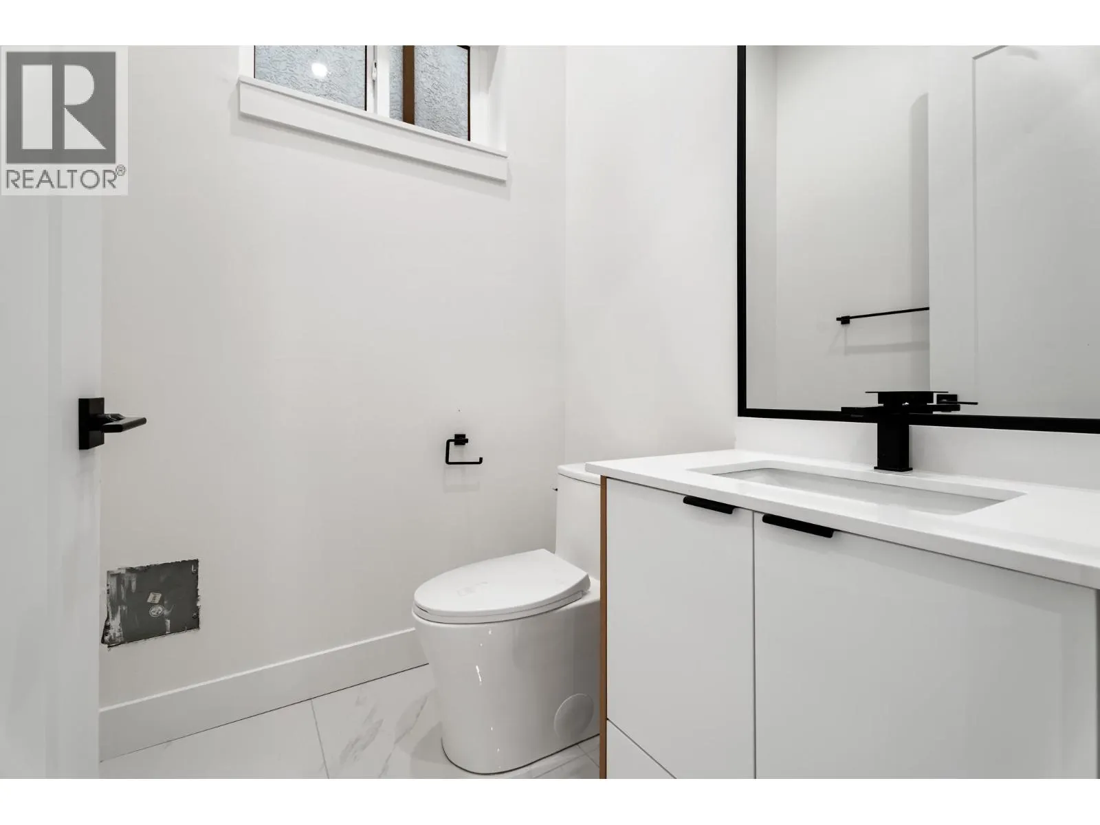 5875 CULLODEN STREET