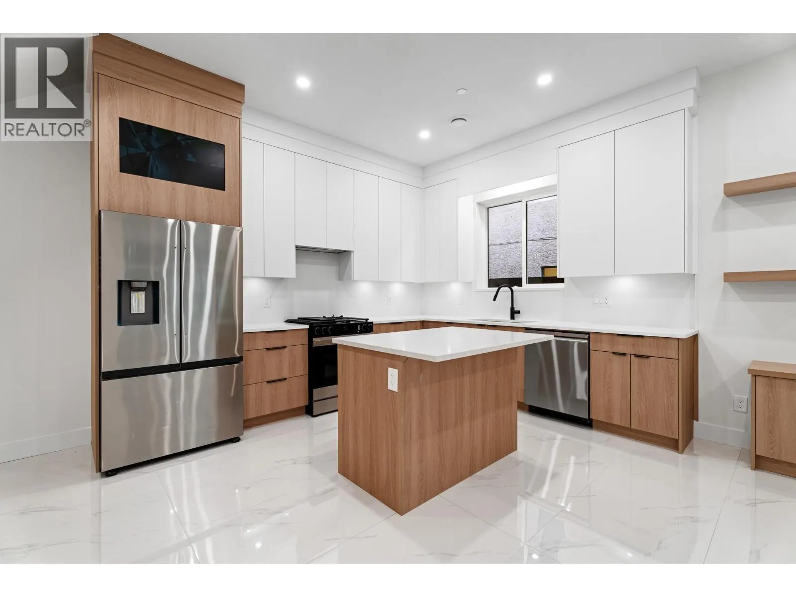 5875 CULLODEN STREET