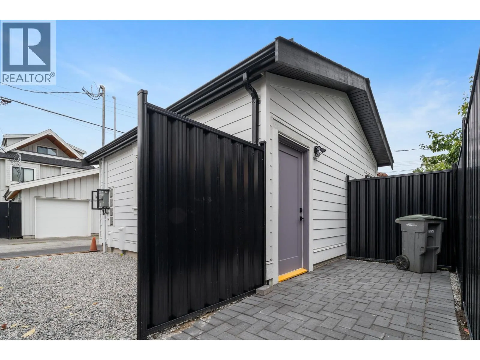 5875 CULLODEN STREET