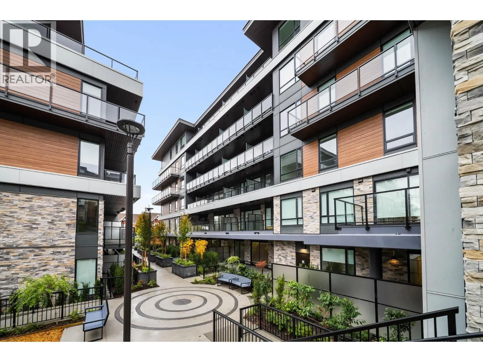 609 600 ROCHESTER AVENUE