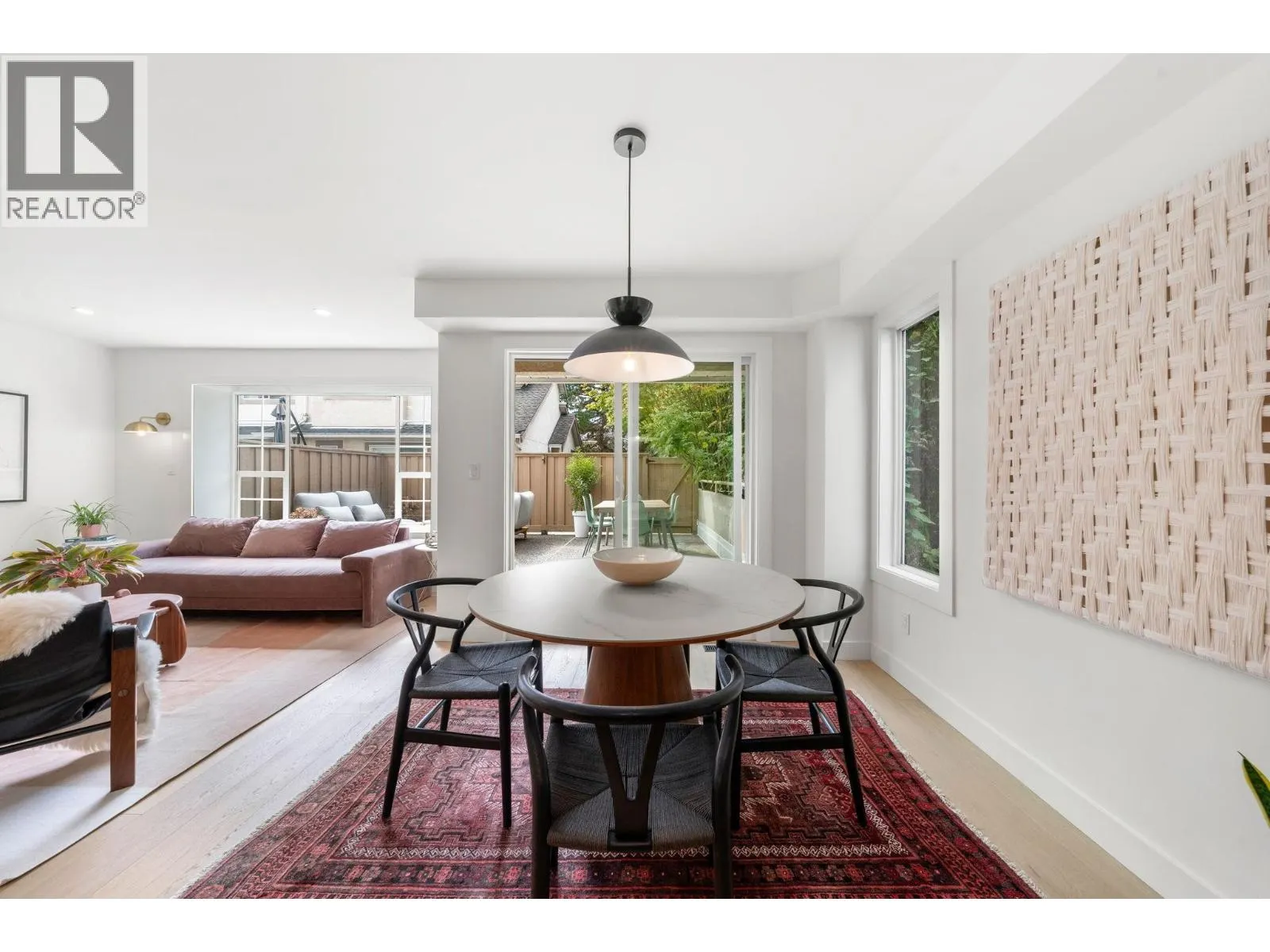 18 901 W 17TH STREET