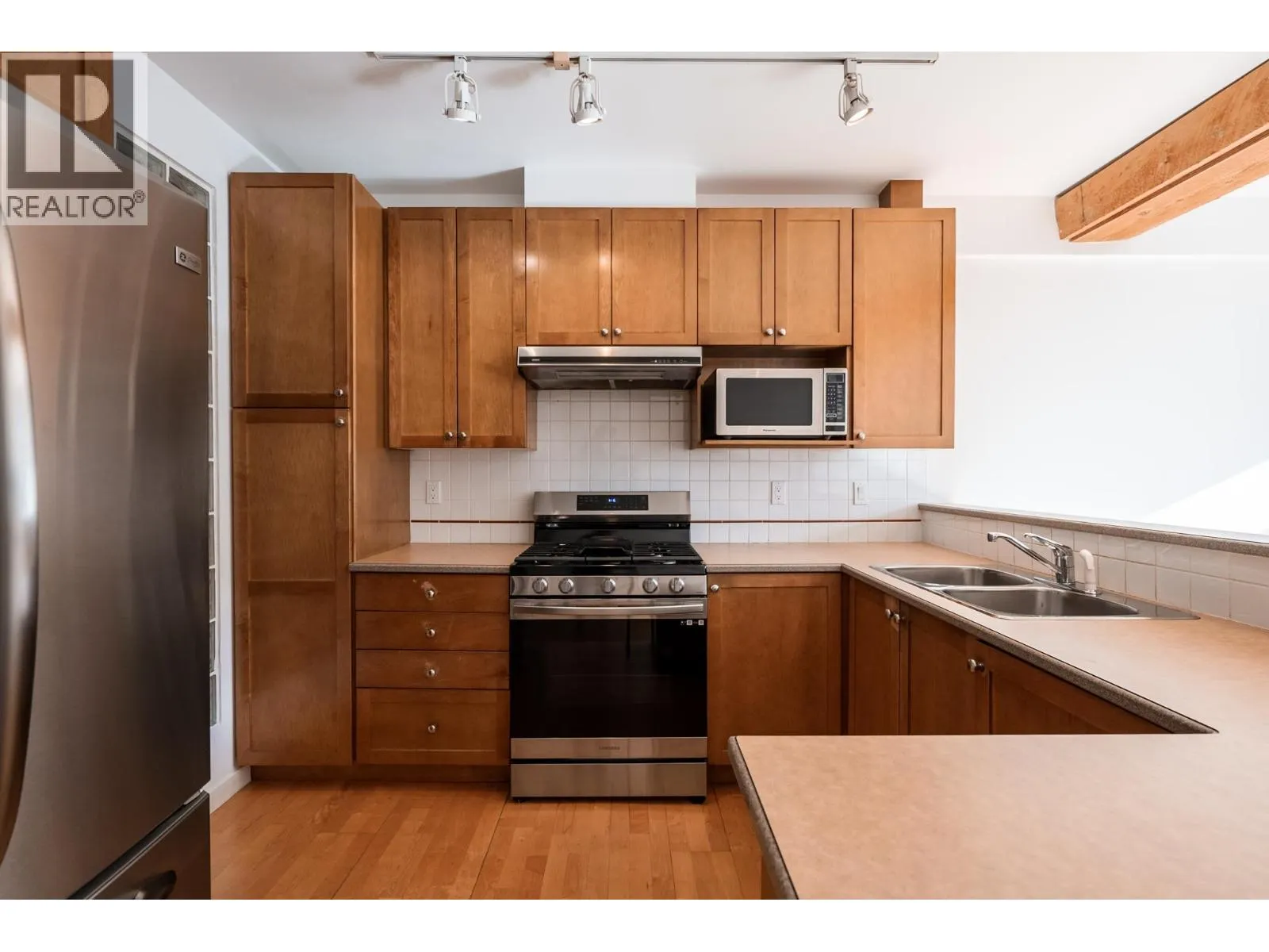 301 1238 HOMER STREET