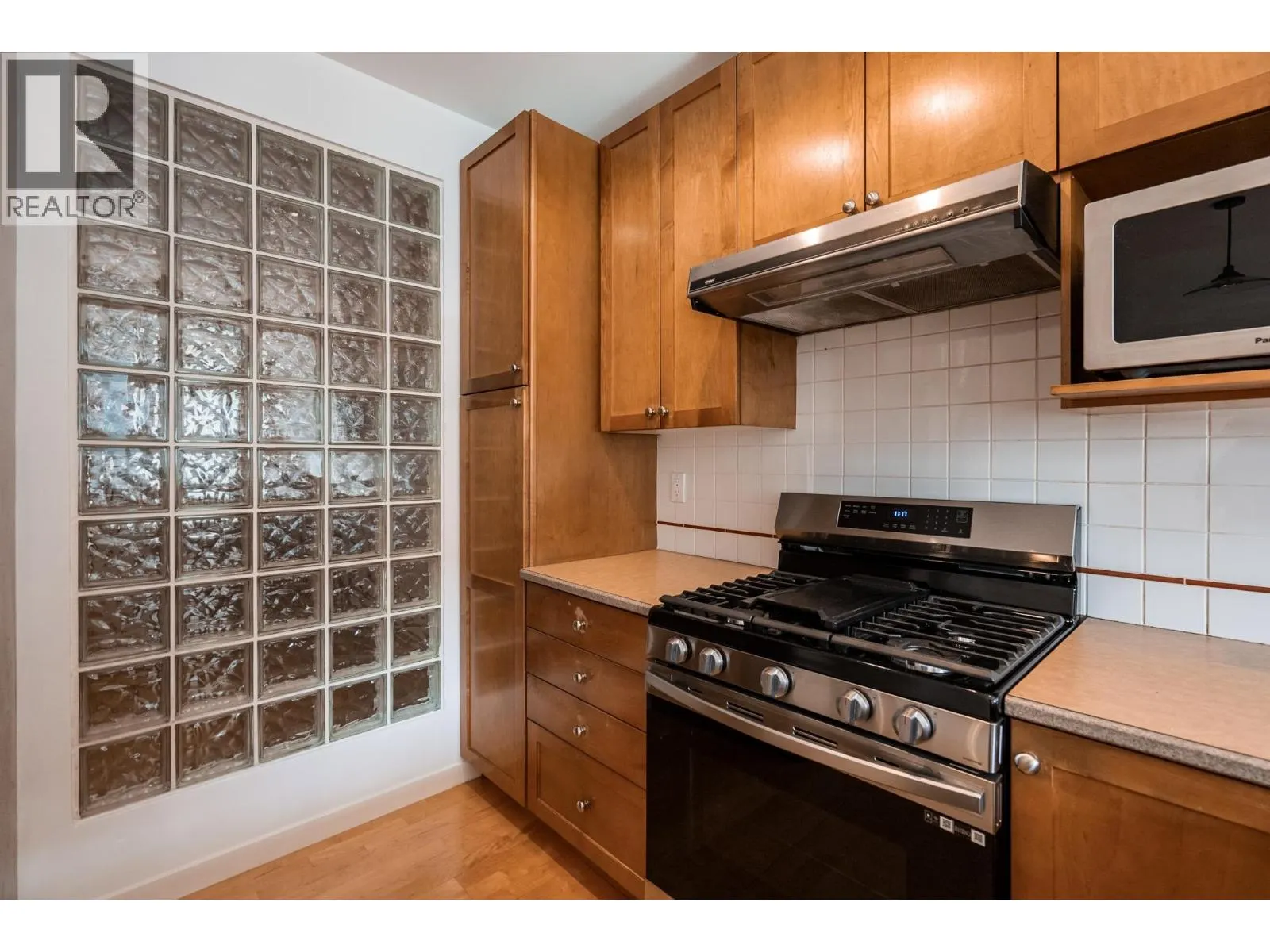 301 1238 HOMER STREET