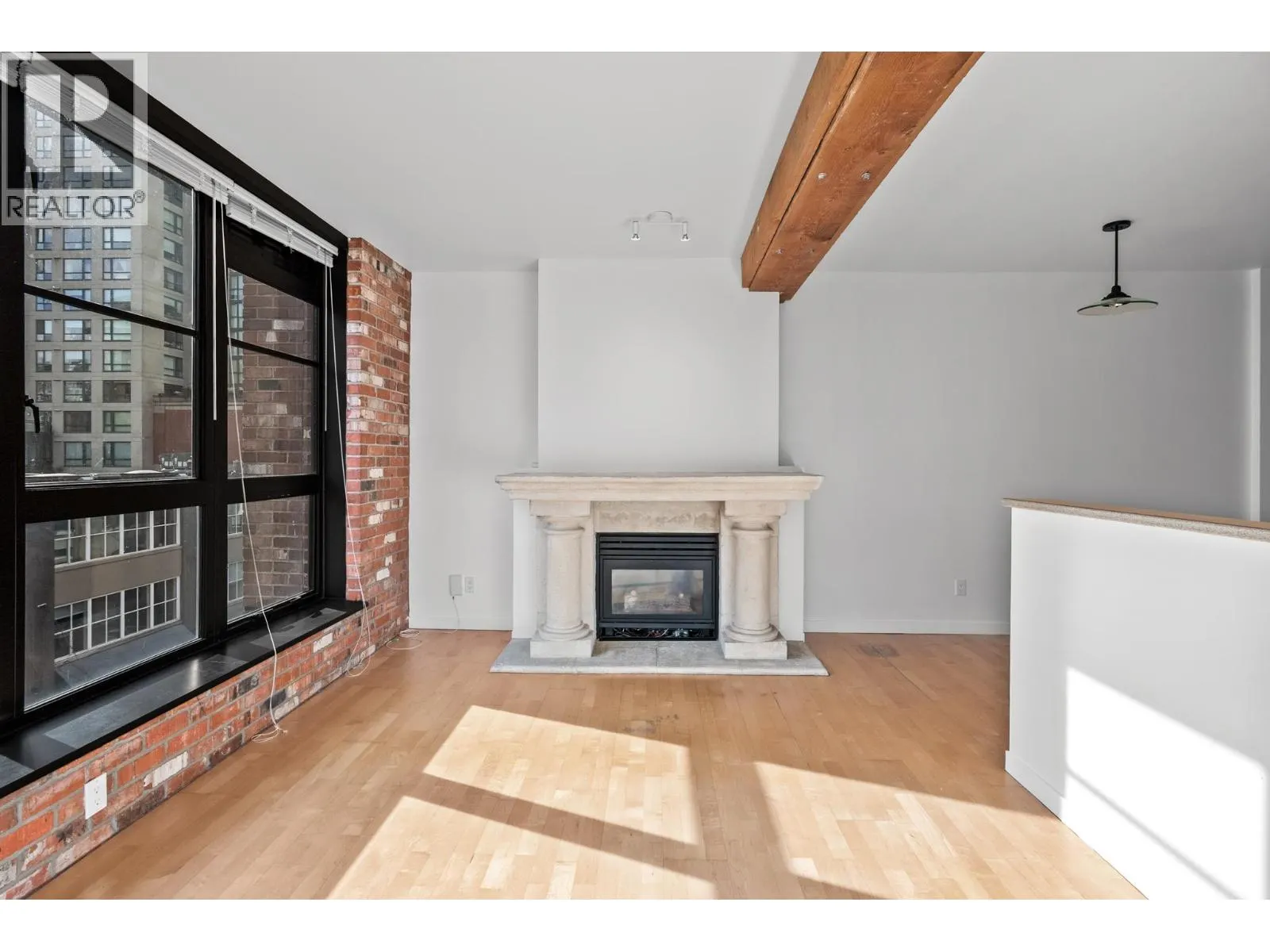 301 1238 HOMER STREET