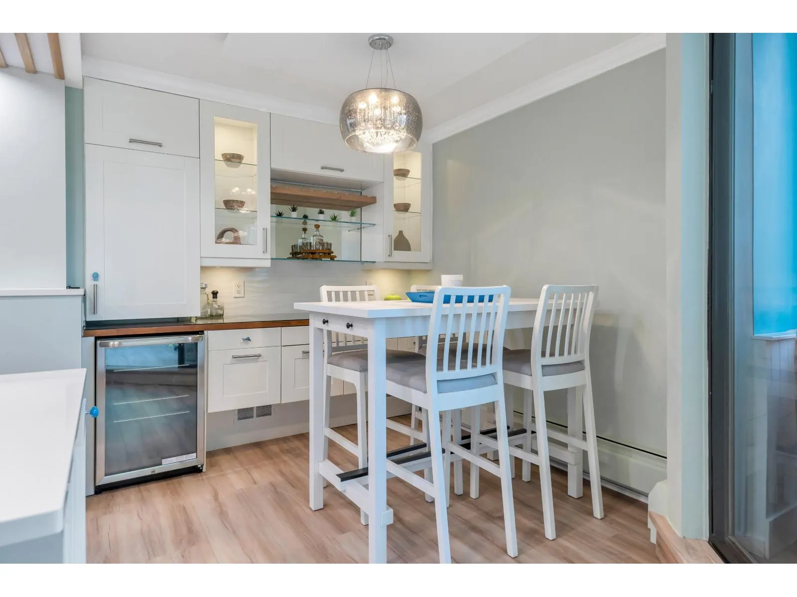 402 1480 FOSTER STREET