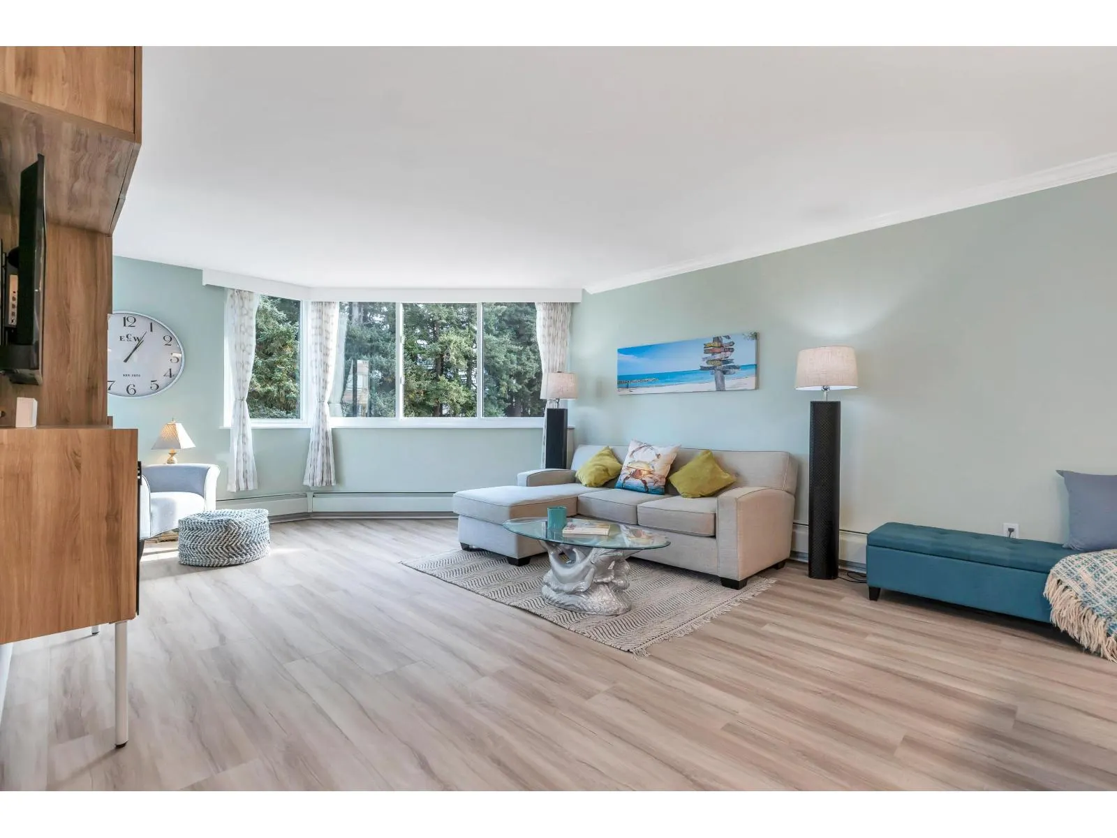 402 1480 FOSTER STREET