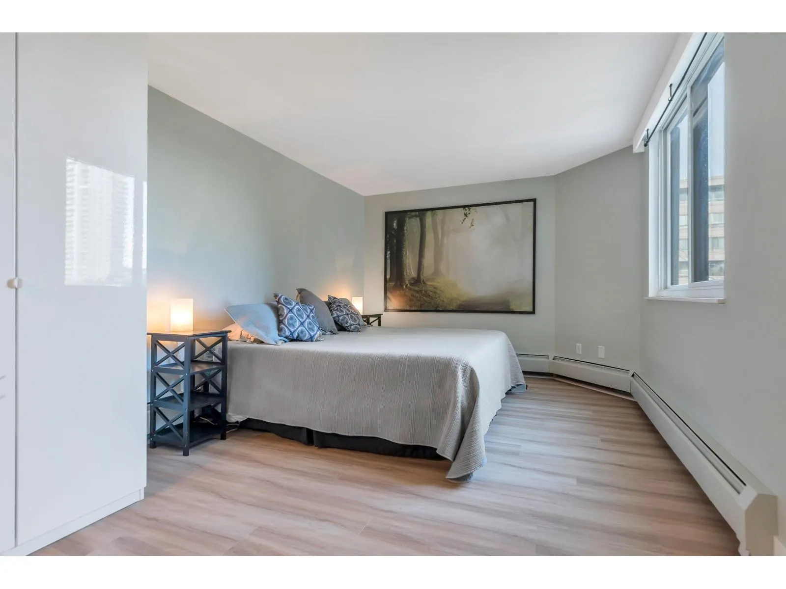 402 1480 FOSTER STREET