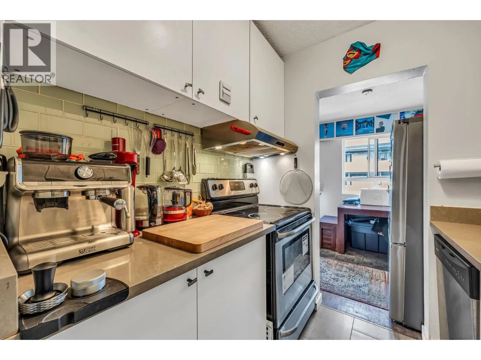 207 2025 W 2ND AVENUE