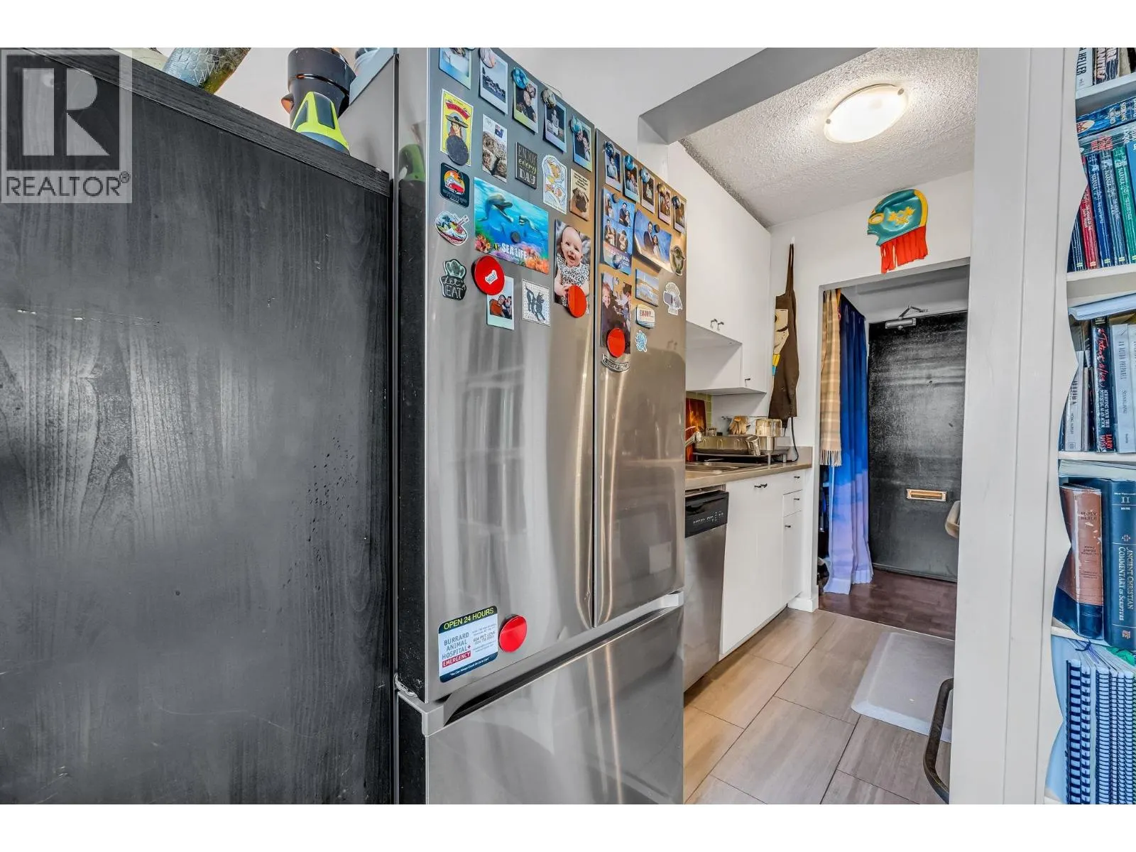 207 2025 W 2ND AVENUE