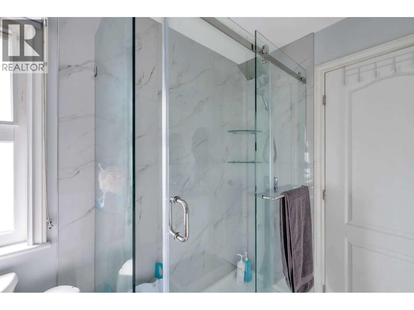 6271 ARLINGTON STREET